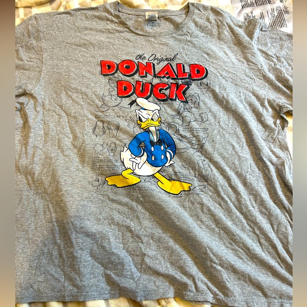 Vintage Donald Duck graphic tee